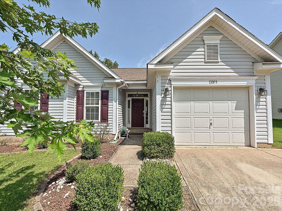 1st image of 13939 Dingess Rd