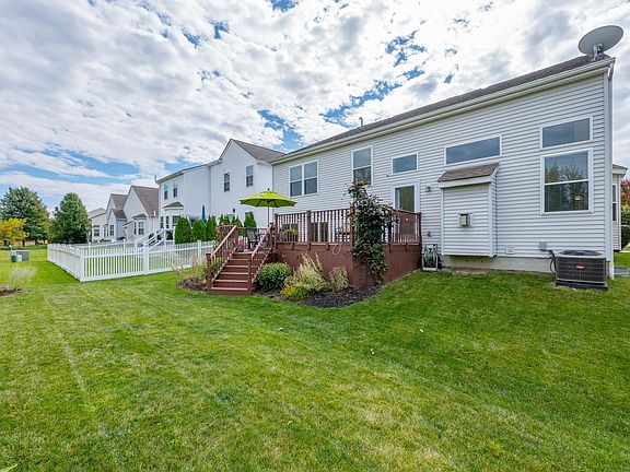 5th image of 6954 Norton Crossing St