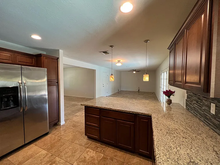 8241 E Cypress St — Photo 11