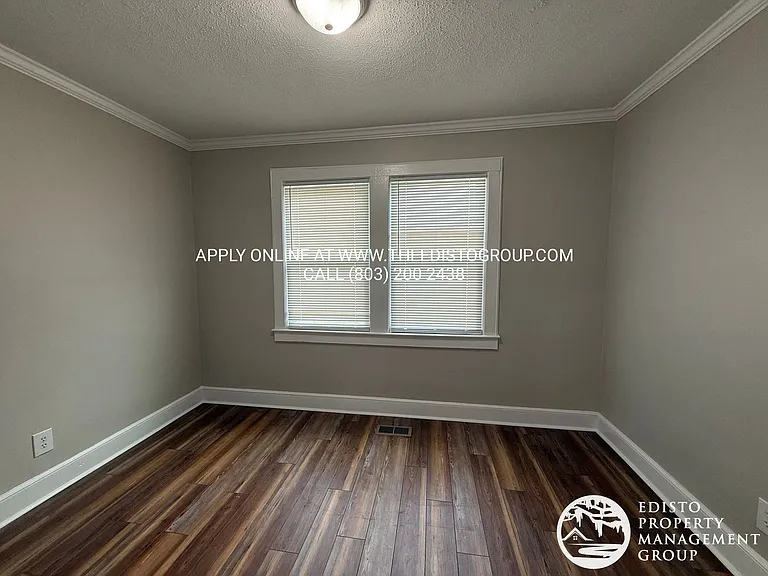 594 Dantzler St — Photo 5