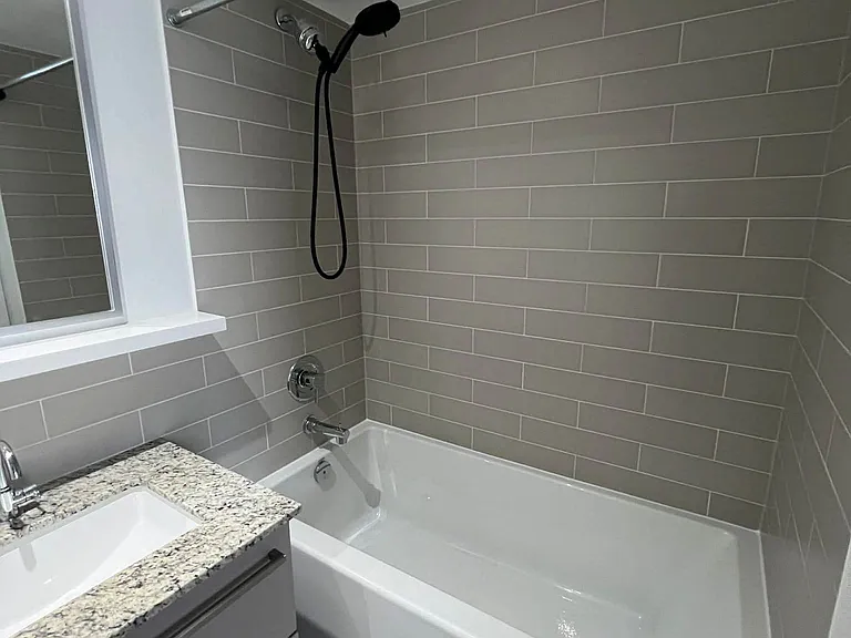 120 Varna Dr W #1303 — Photo 12