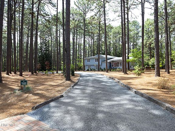 2nd image of 45 Huntington Valley Drive