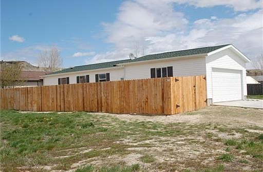 2nd image of 1020 Horseshoe Creek Dr