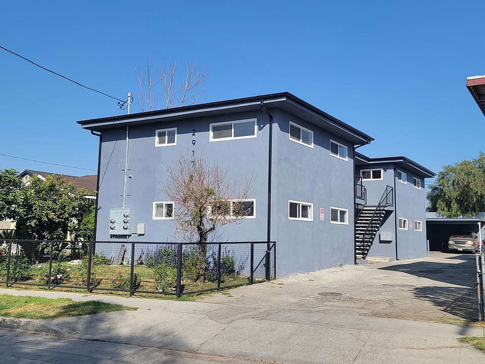 2nd image of 2917 N Coolidge Ave APT 3
