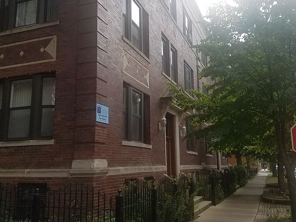 2nd image of 5201 S Woodlawn Ave APT 2