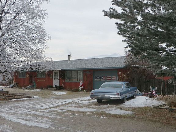2nd image of 208 Hillcrest Dr