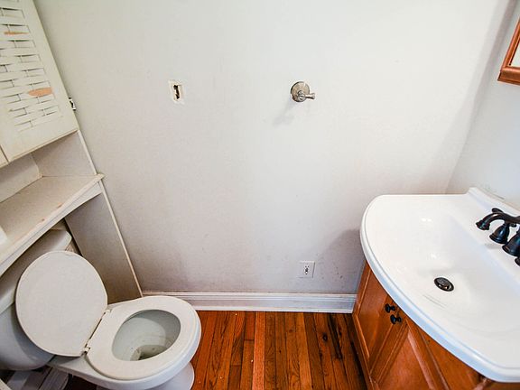 5th image of 11 Redbud Ct Unit 2