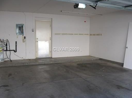 2nd image of 1116 Willow Tree Dr Unit C