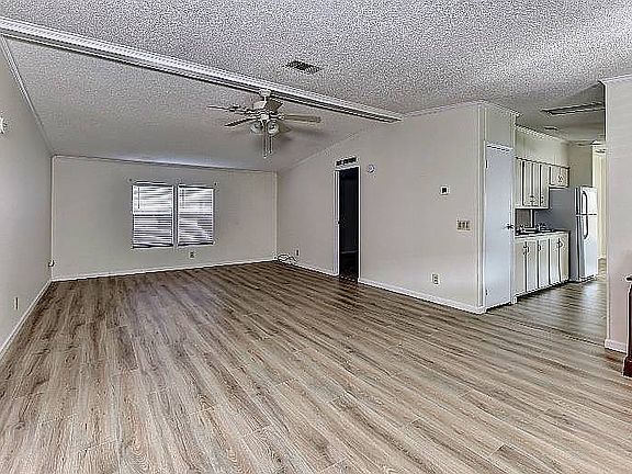 2nd image of 48 Falls Way Dr