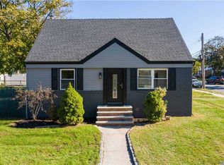 240-07 128th Rd, Rosedale, NY 11422