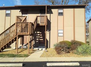 108 Ashley Dr, Fairview Heights, IL 62208