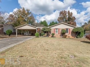 6220 Landover Cir, Morrow, GA 30260