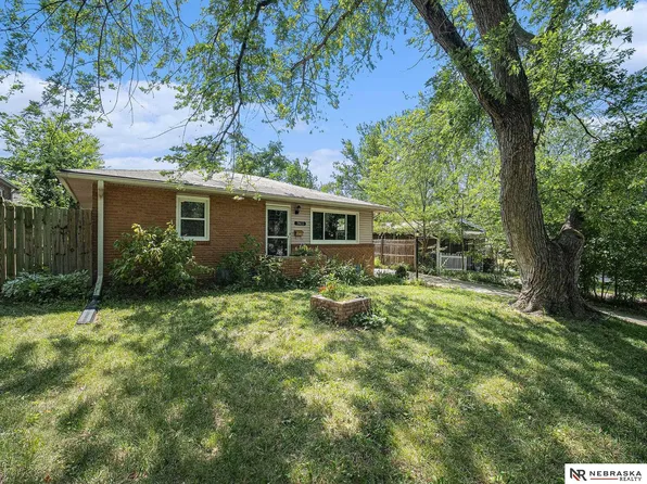 3611 X St, Lincoln, NE 68503