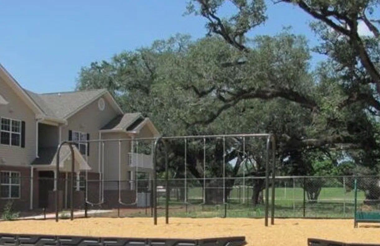 The Gates at Riverchase — Photo 2