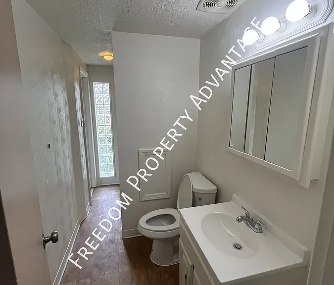 800 Flint Rd — Photo 3