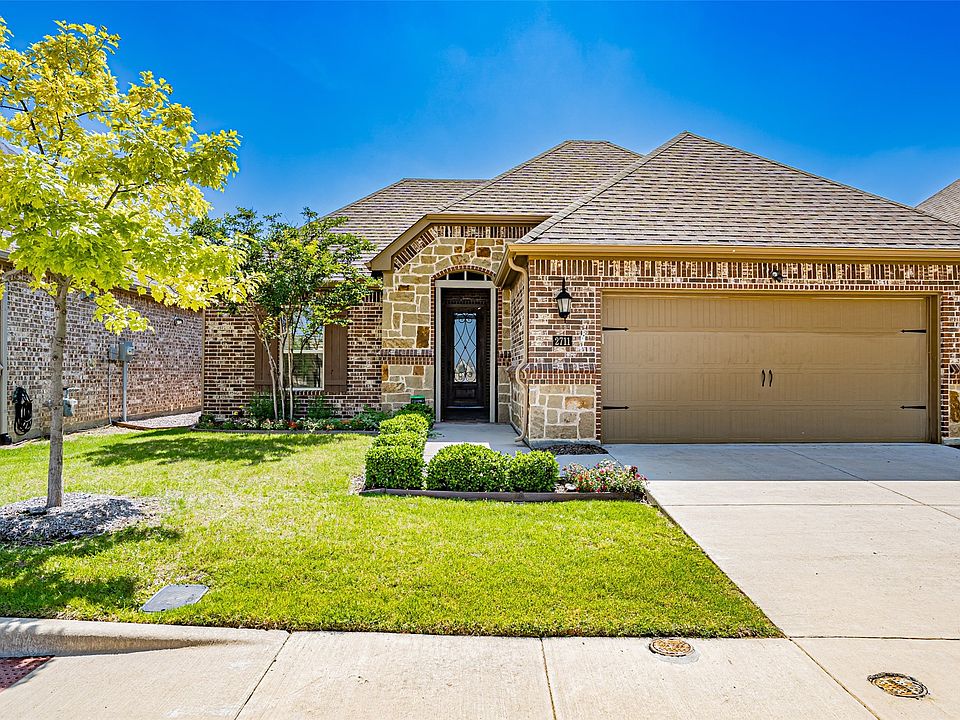 1st image of 2711 Ervin Way #2711