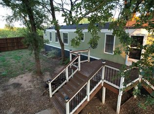 703 Branding Iron Trl, Granbury, TX 76049