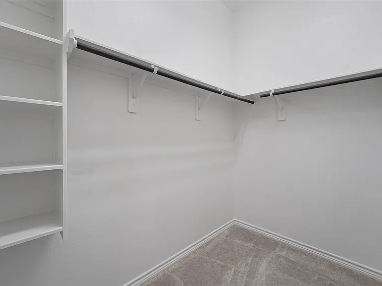 7203 Buckthorn Hollow Trl — Photo 14