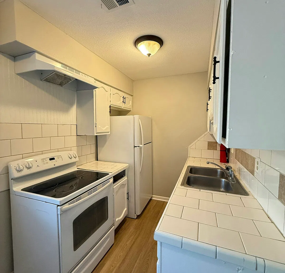 1690 Hofheinz Street, Unit A2 — Photo 4