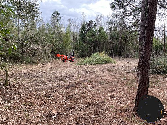 2nd image of 3098 Old Campbellton Rd