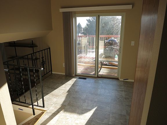3rd image of 8010 Freemantle Dr