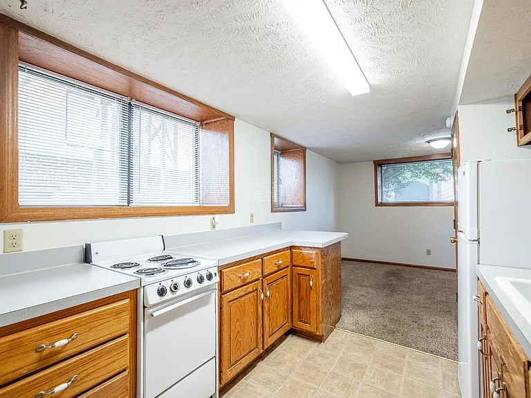 1141 S 10th St #6 — Photo 6