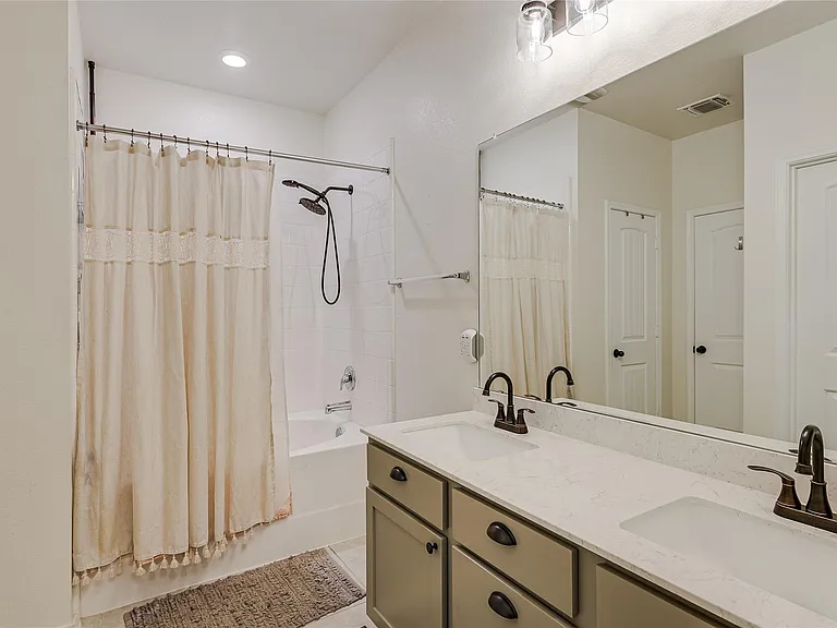 1008 Estes Park — Photo 14