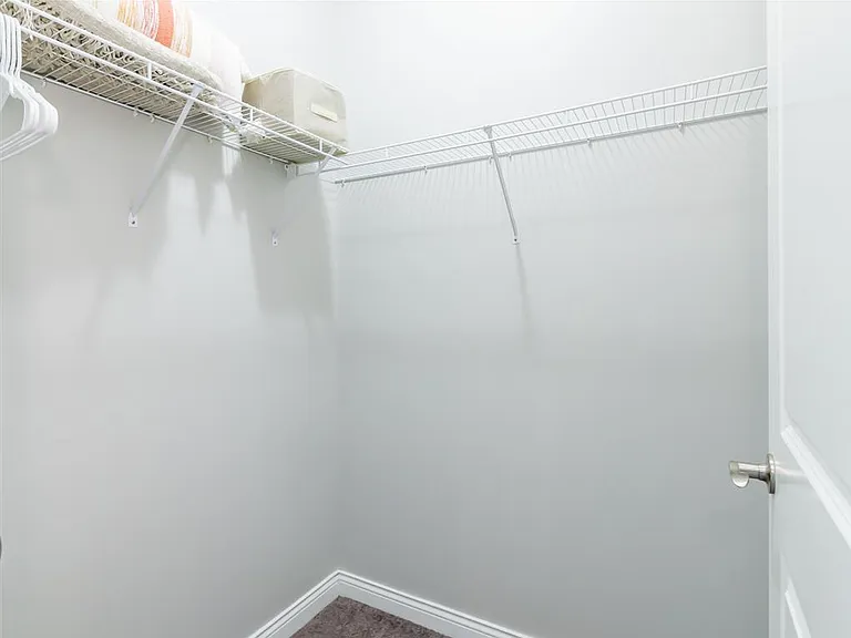 The Commons & Commons Hill Apartments — Photo 30