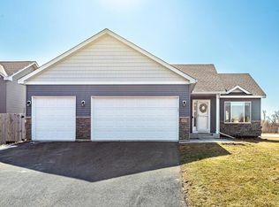 309 Bavaria Ln, Waverly, MN 55390