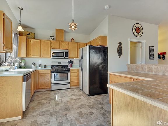 4th image of 21711 94th Avenue Ct E