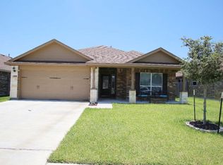 108 Flint Rock Ct, Victoria, TX 77904