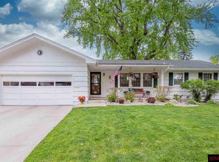 114 Atwood Dr, Mankato, MN 56001