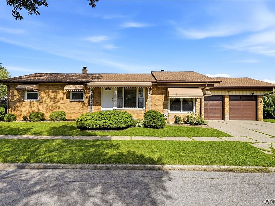 1st image of 301 Homecrest Dr