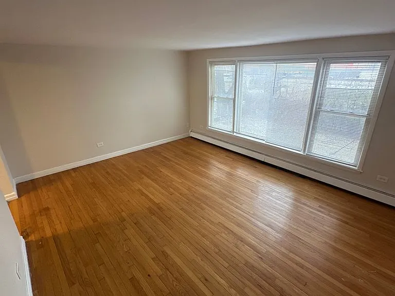 8916 S Justine St — Photo 2