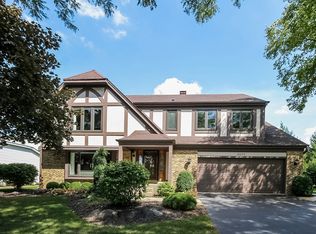 4025 N Harvard Ave, Arlington Heights, IL 60004