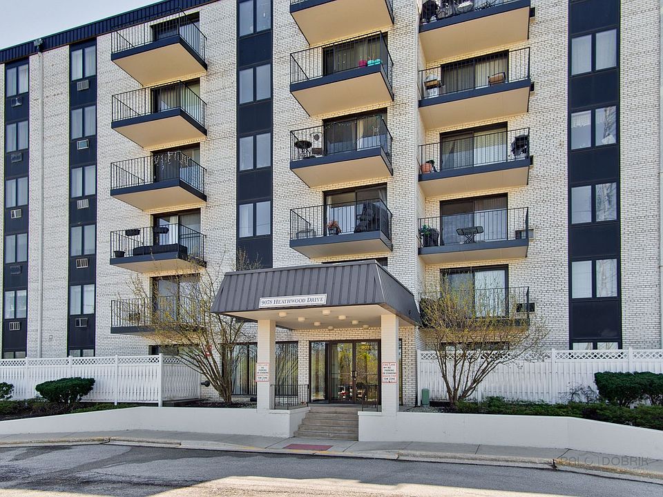 1st image of 9078 Heathwood Dr #2E