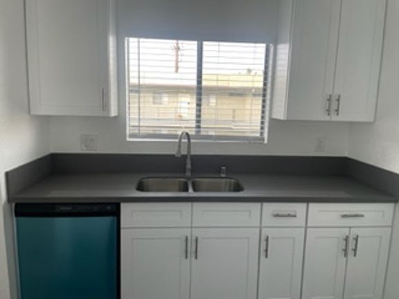 5th image of 12020 Grevillea Ave APT 31