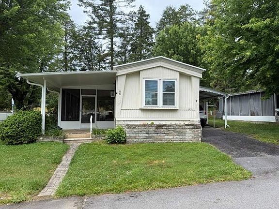 3rd image of 9 Ironwood Dr #1