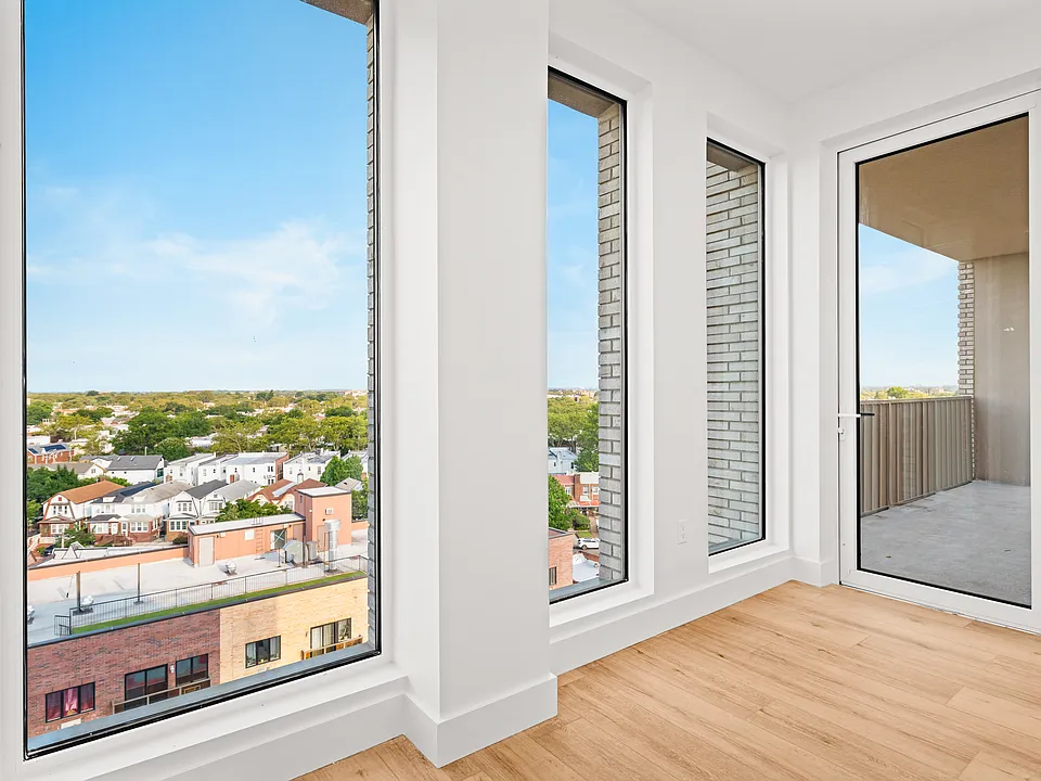 2900 Nostrand Ave #8B