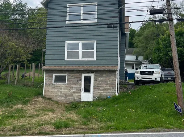 1177 N Main St, Forest City, PA 18421