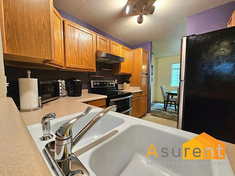 2030 Brookhurst St #13 — Photo 12