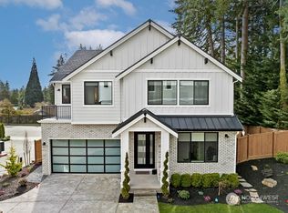 831 131st Pl NE #1, Bellevue, WA 98005