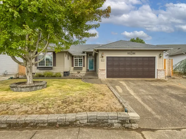 1057 Mount View Ln, Molalla, OR 97038