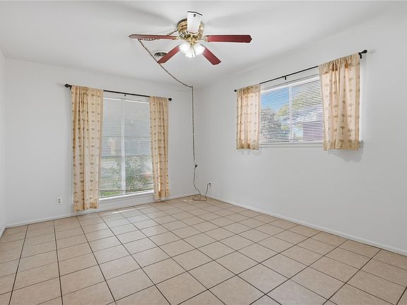 5th image of 109 Rice Dr