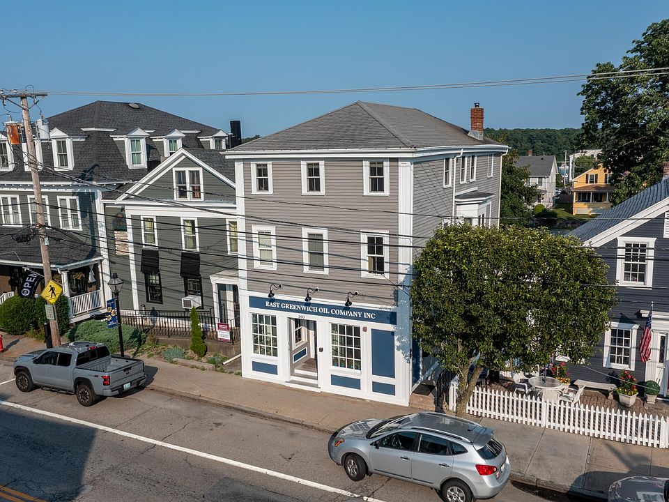 1st image of 392 Main St #2