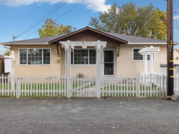 23868 Fairlands Rd, Hayward, CA 94541