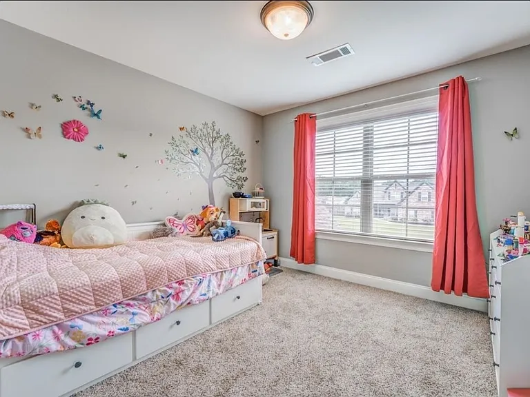 173 Littleton Way — Photo 13