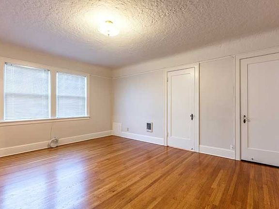 3rd image of 730 NW 20th Ave #1885f6891