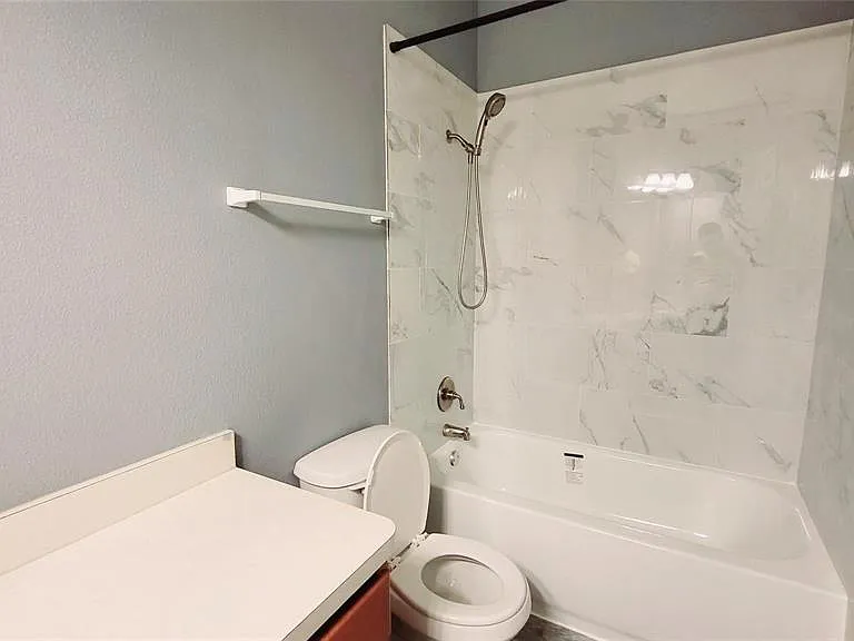 2923 Preston Trl — Photo 17