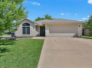 1316 Baywood Ln, College Station, TX 77845